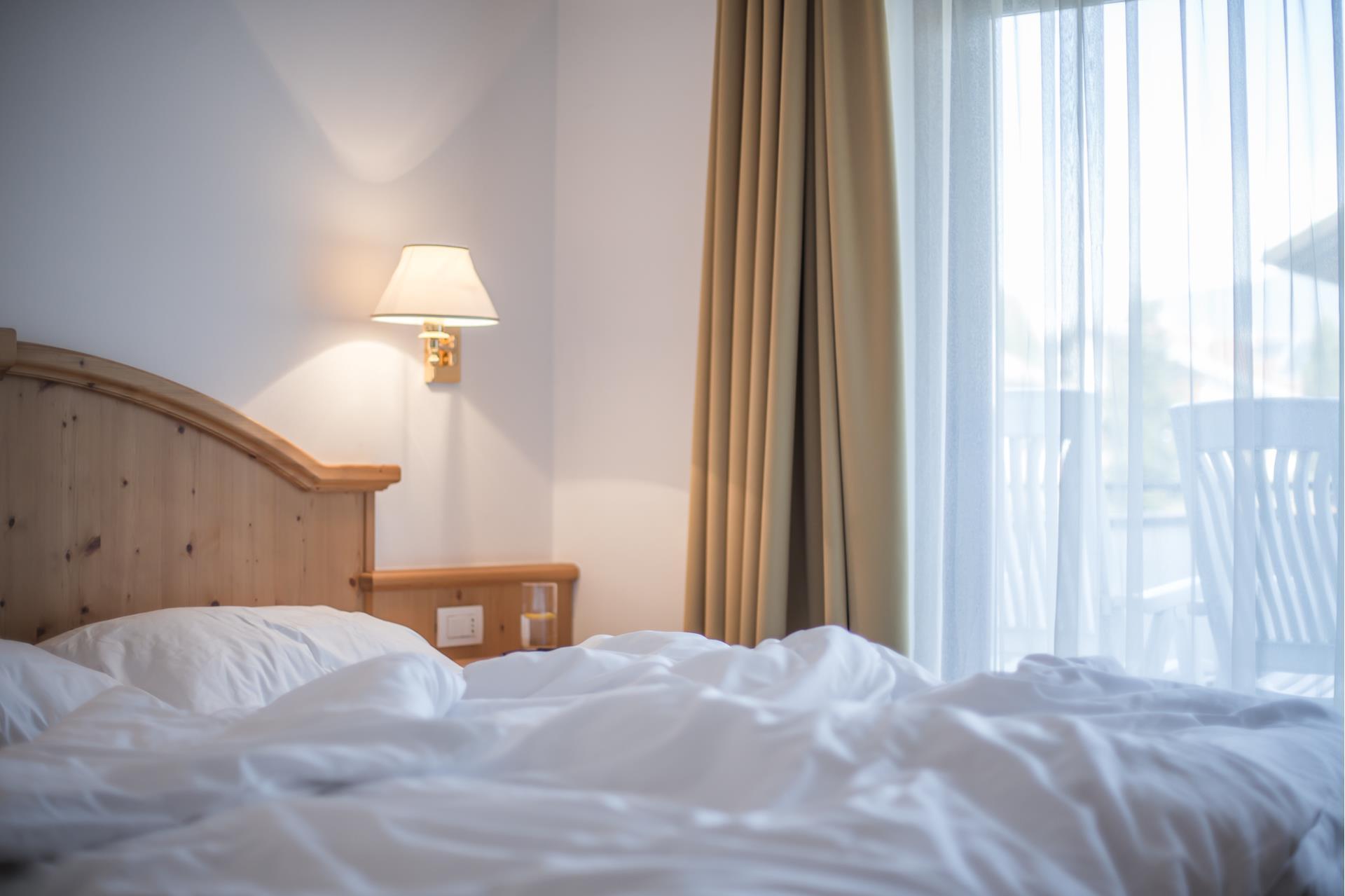 Rooms and suites hotel innerhofer 2 standard room alpen with ... 2 stuer en suite